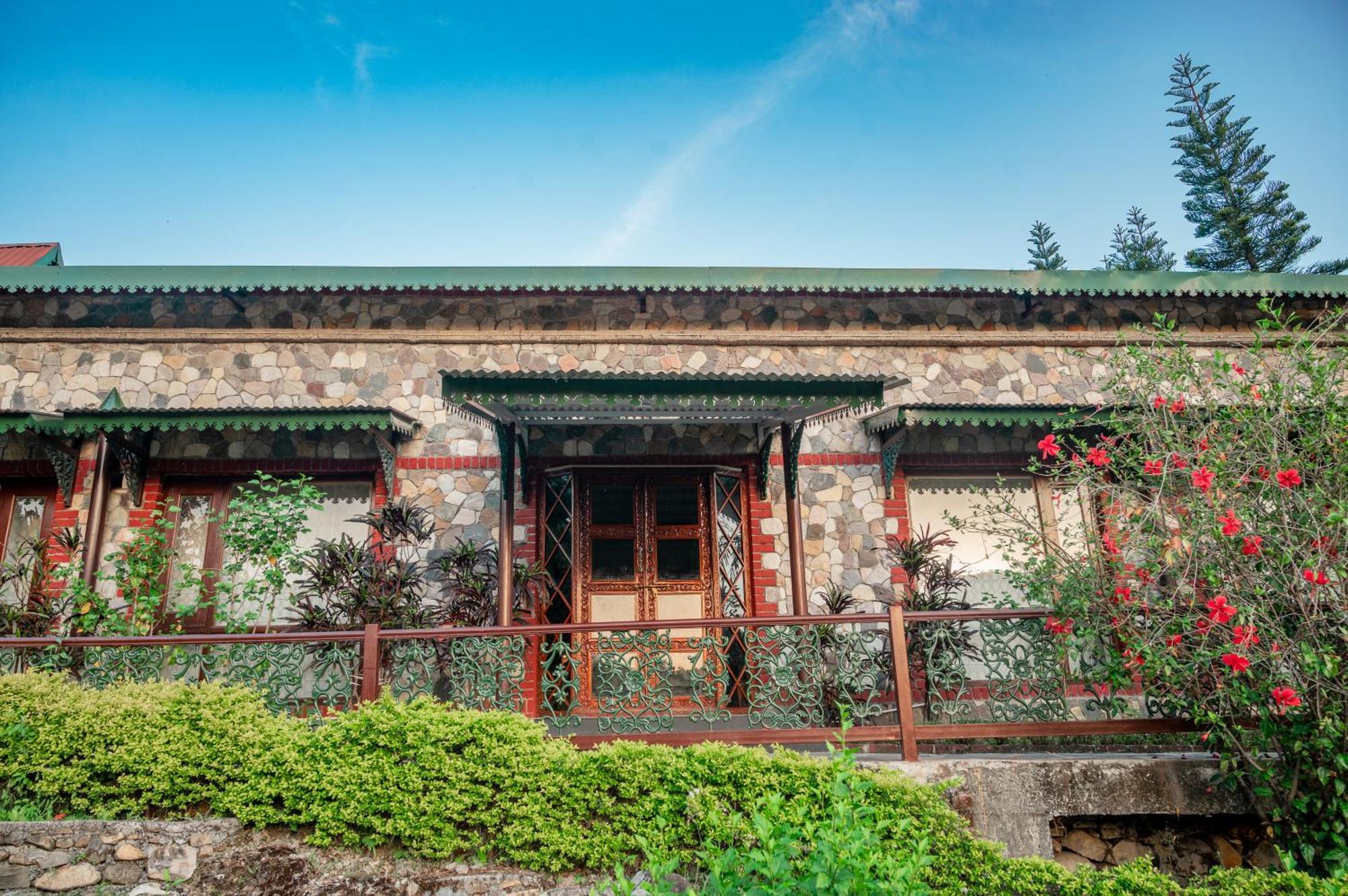 ทรี ออฟ ไลฟ์ รีสอร์ต เชิงเขาเดห์ราดูน Hotel เดห์ราดุน ภายนอก รูปภาพ